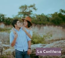 novia sorprendiendo a su pareja