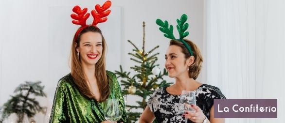 colaboradoras celebrando la navidad 