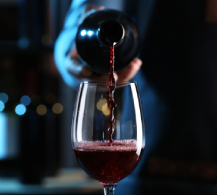 Por qué regalar vino en ocasiones especiales